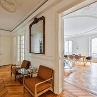 Bureau privé 15 m² 3 postes Location bureau Rue La Fayette Paris 75009 - photo 1
